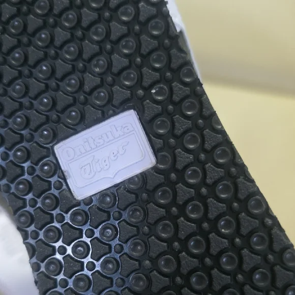 Onitsuka Tiger by Asics Green and White Sneakers - Picture 12 of 13